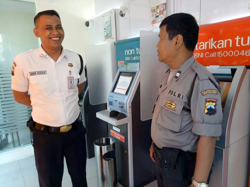 Gaji Satpam Bank BNI