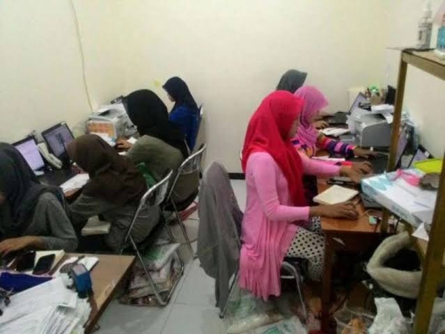 suka duka jadi admin online shop