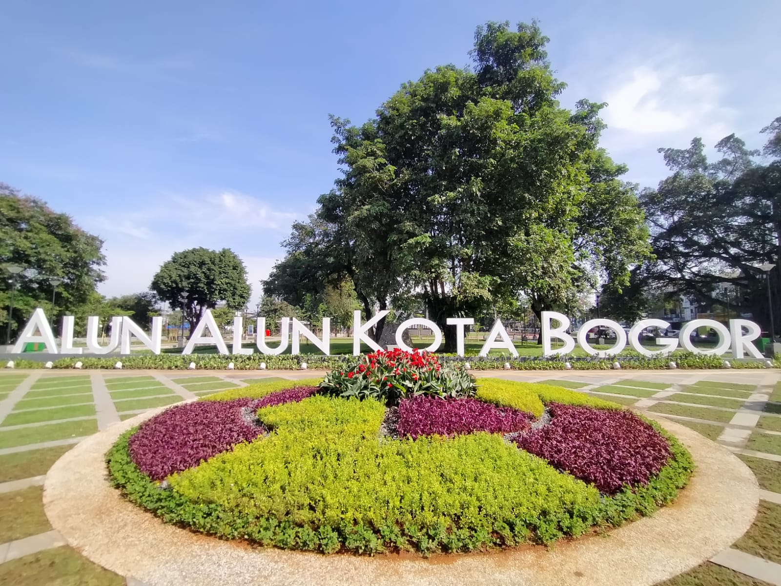 Apakah UMR Bogor 2022 Naik_