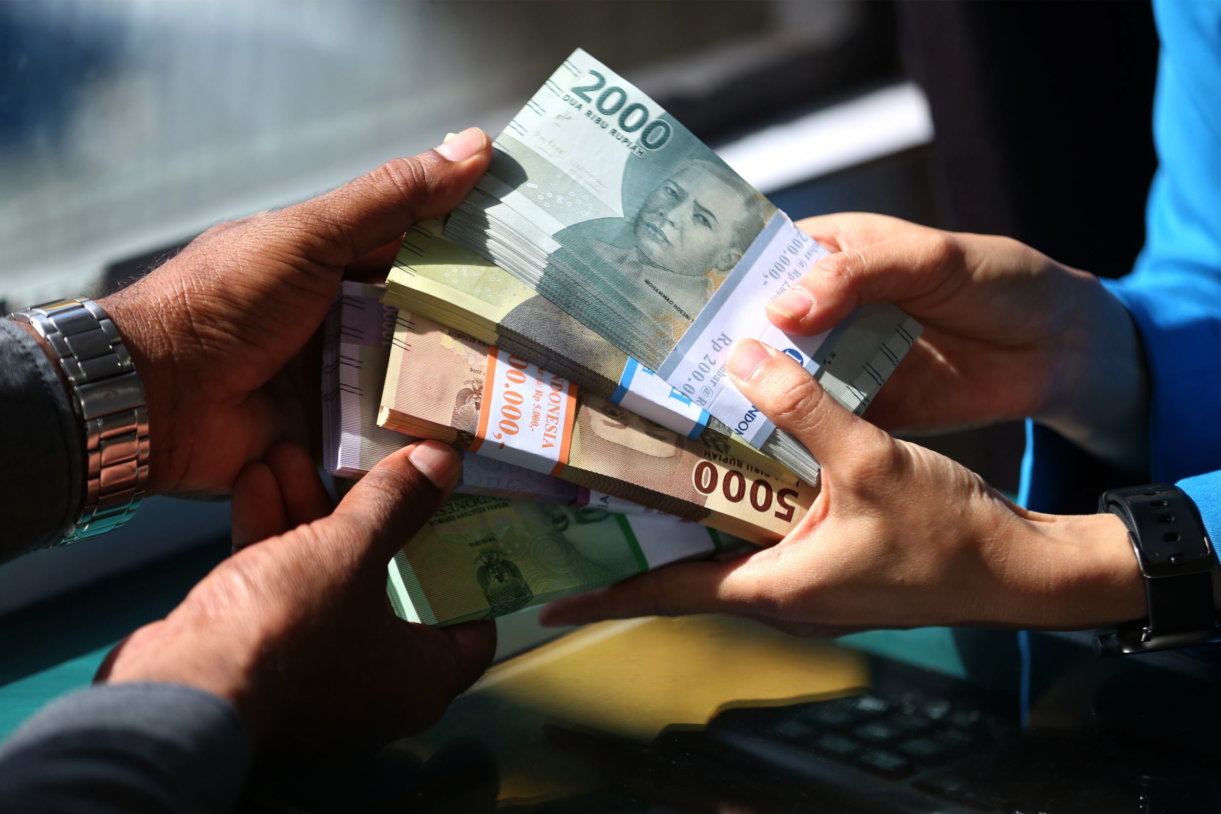 Bonus, Tunjangan, dan Sistem Gaji Bank DKI Jakarta