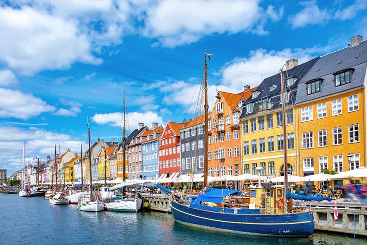 Daftar Gaji TKI di Denmark Semua Profesi terbaru