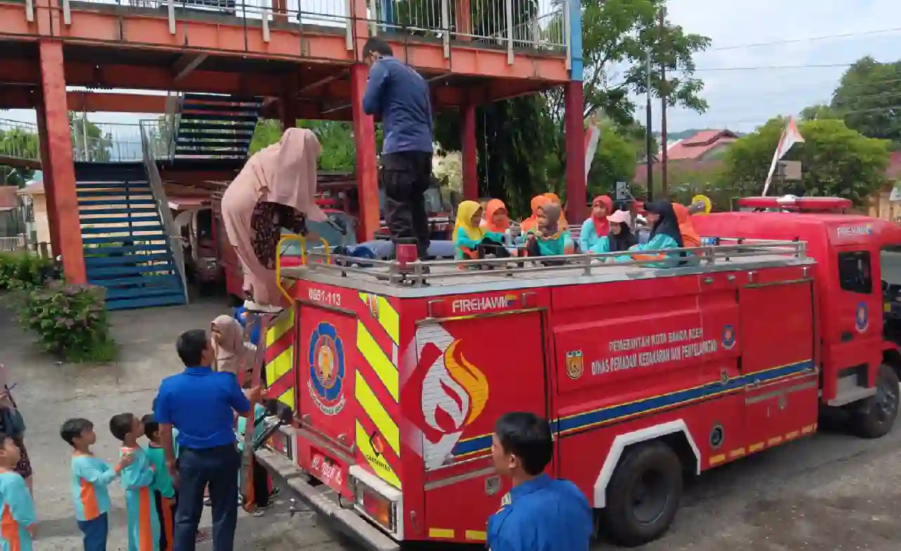 Tunjangan Petugas Pemadam Kebakaran