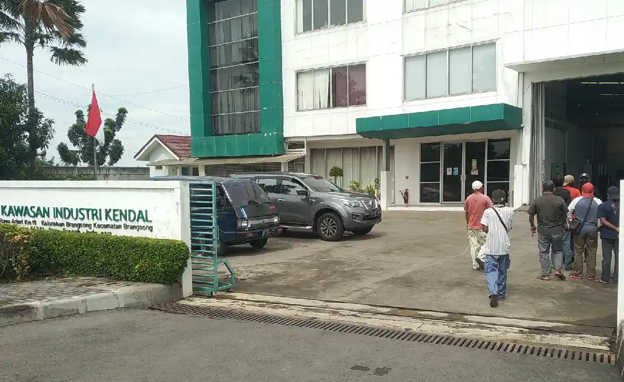 Profil Perusahaan PT Kawasan Industri Kendal