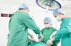 gaji dokter bedah