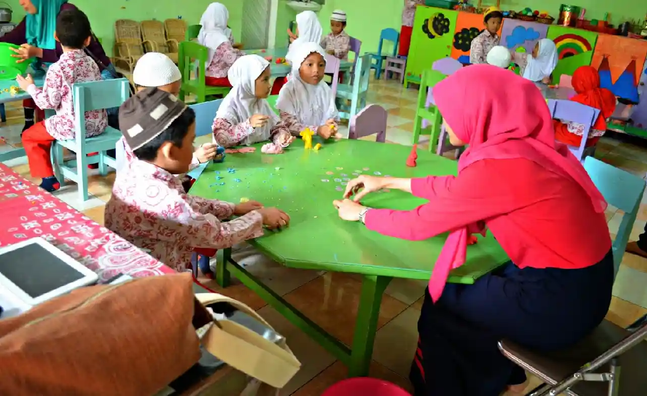 Cara Melamar Pekerjaan Guru TK